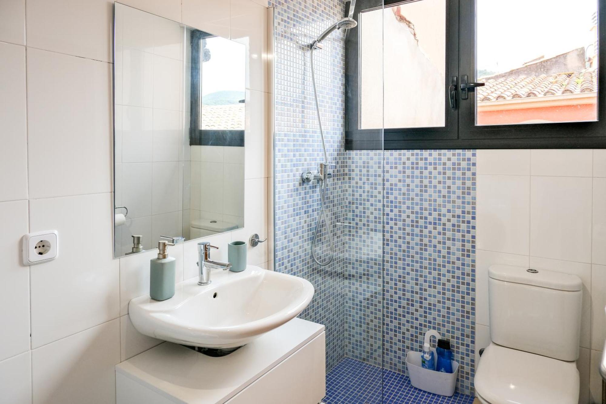 Ca Leudald 3 Apartamento En Besalu Con Terraza Bagian luar foto