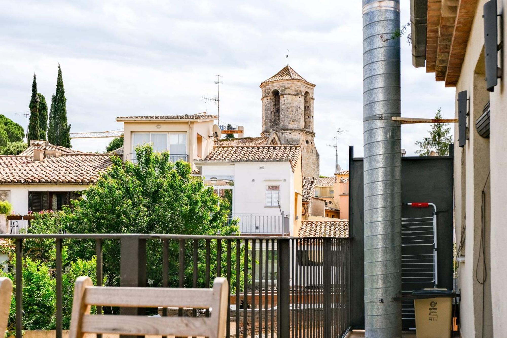 Ca Leudald 3 Apartamento En Besalu Con Terraza Bagian luar foto